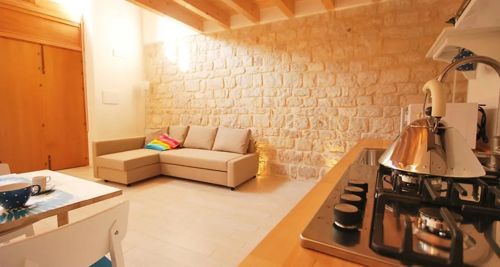 Hotel Novecento Scicli 4*,