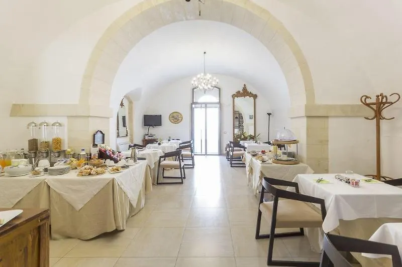 Hotel Novecento Scicli 4*,  Italien