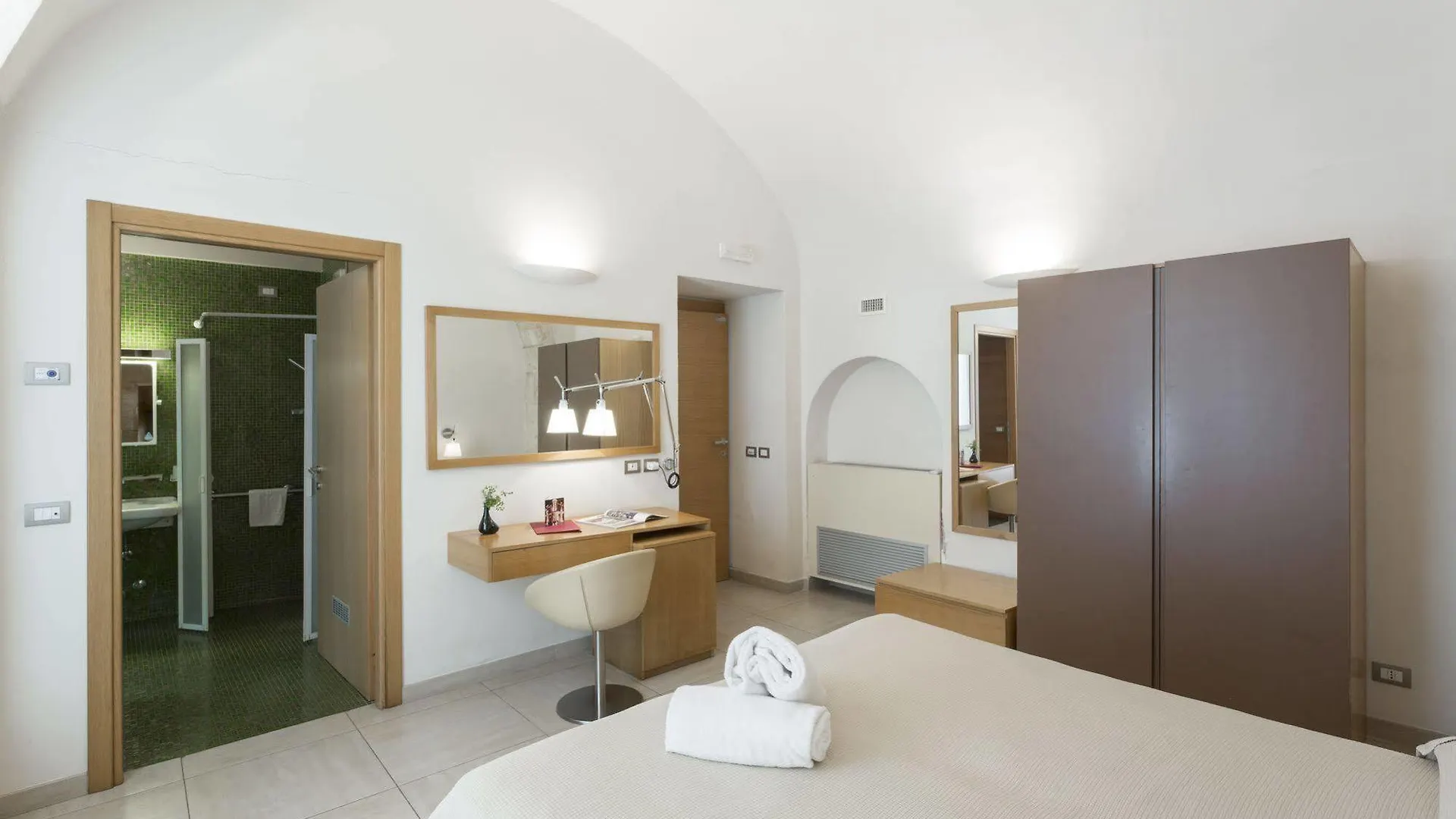 Hotel Novecento Scicli 4*,